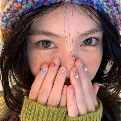 一笑随歌